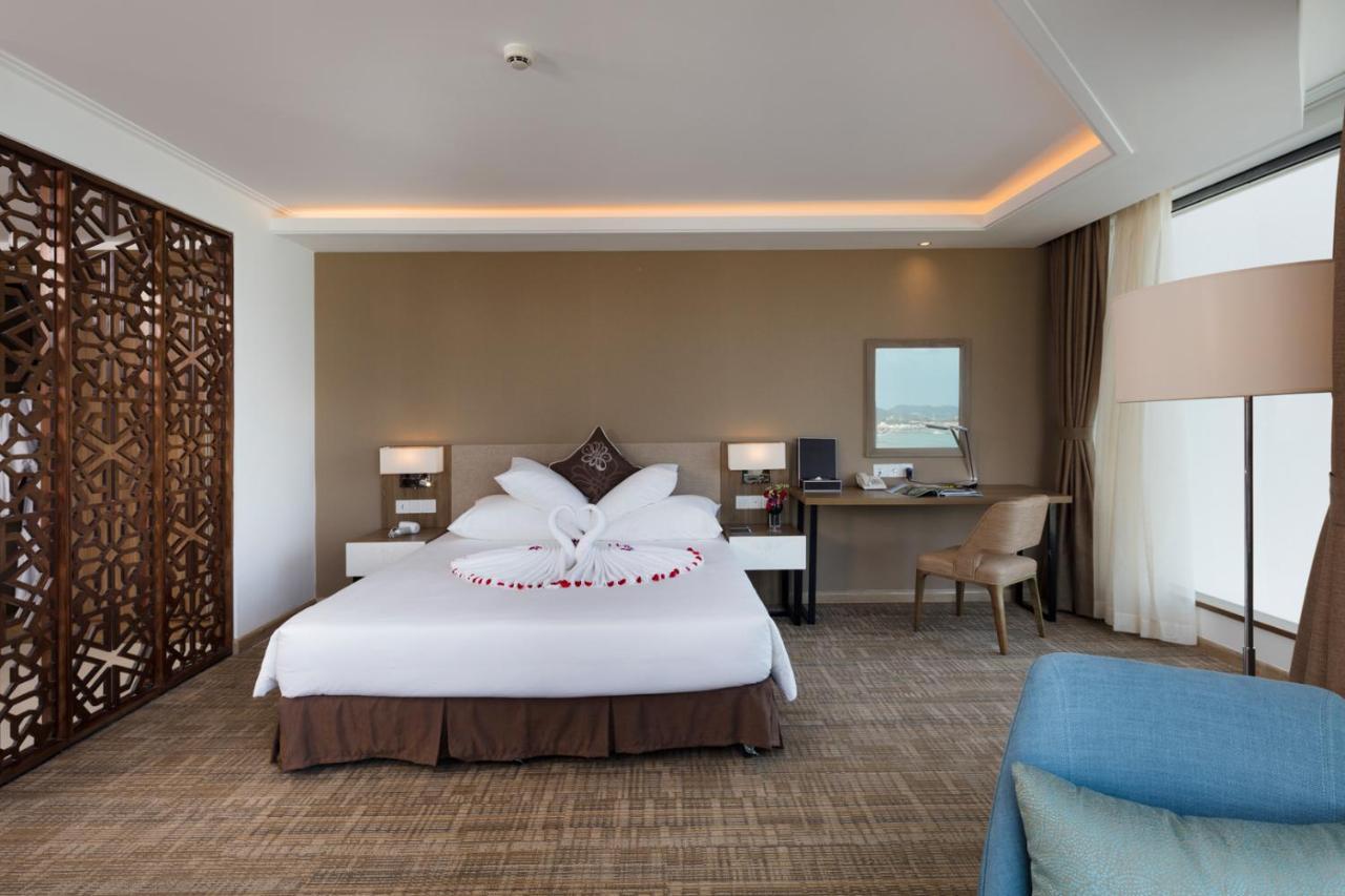 Comodo Nha Trang Hotel Екстер'єр фото