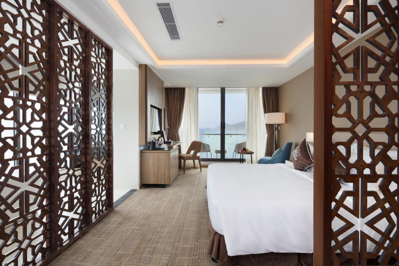 Comodo Nha Trang Hotel Екстер'єр фото