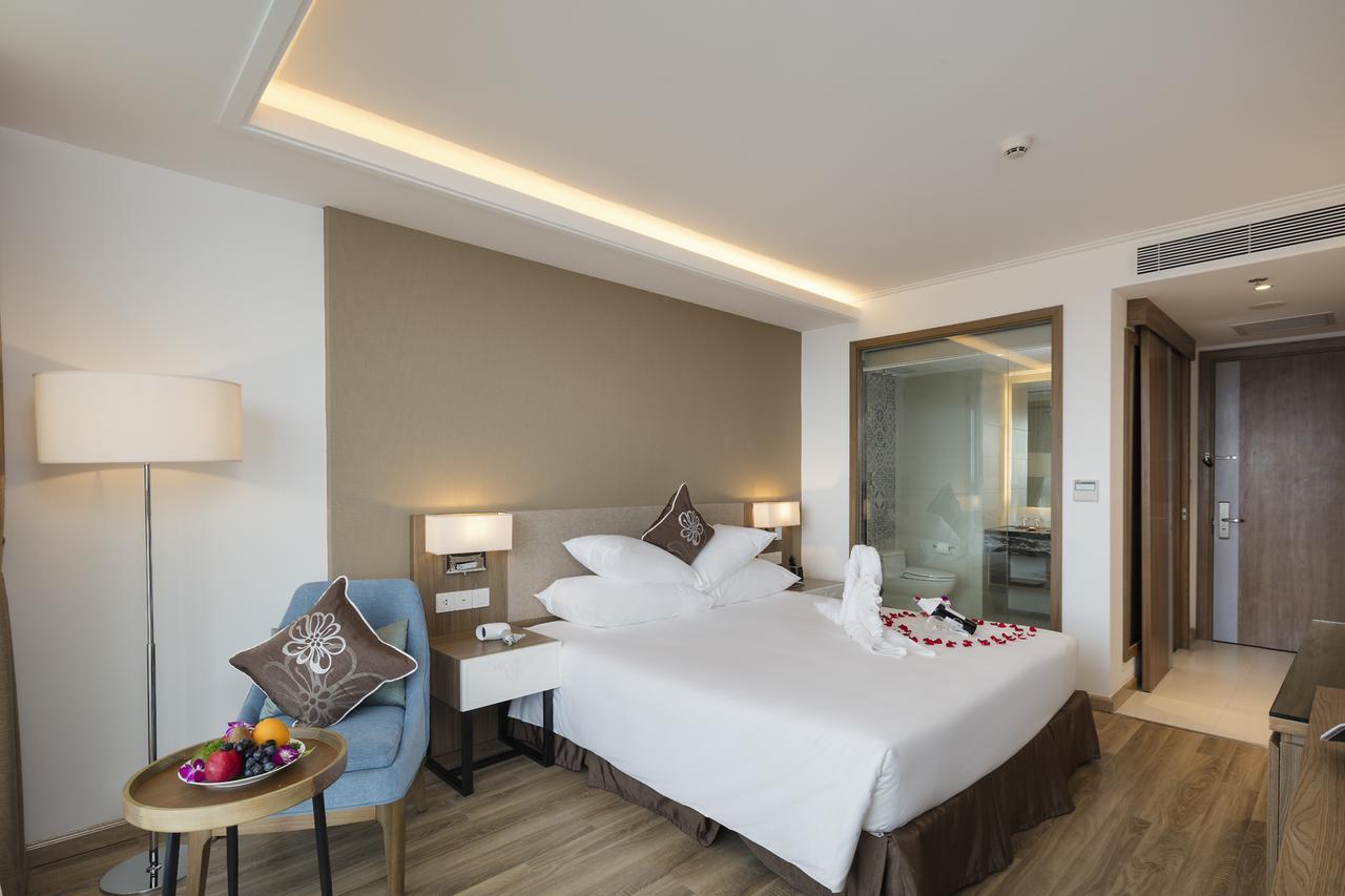 Comodo Nha Trang Hotel Екстер'єр фото